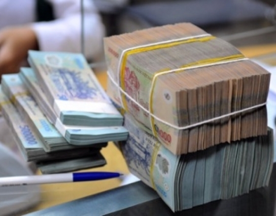 Vietnam govt approves plan to reduce cash use
